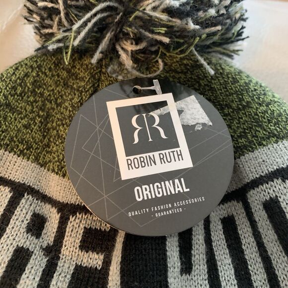 Ireland Pom Pom Beanie St Patricks Day Irish Lucky Green Clover Shamrock Hat New - Picture 4 of 13